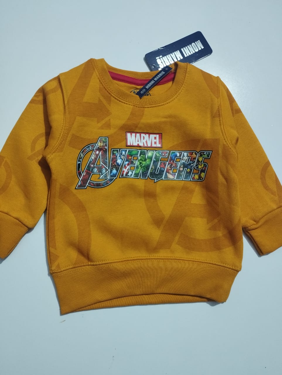 AVANGERS SWEATSHIRT