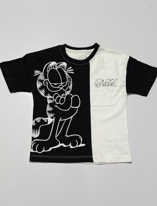 BREAKOUT BLACK AND WHITE T-SHIRT