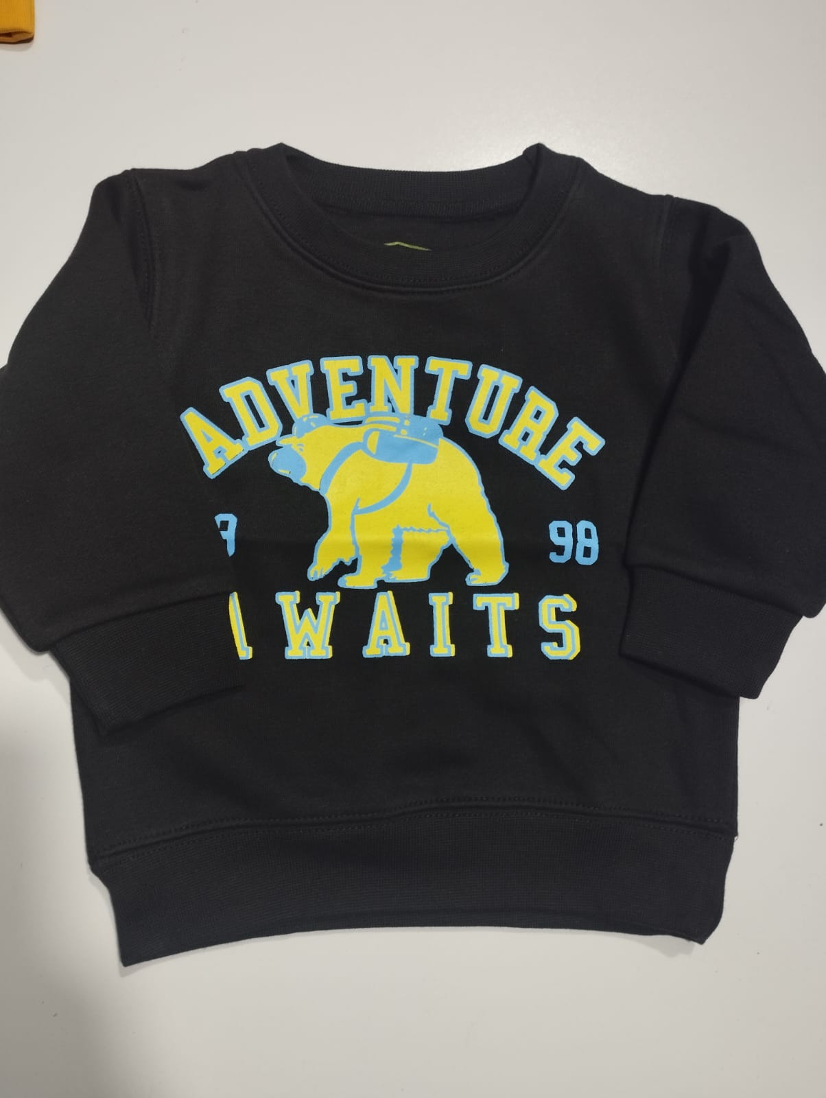 ADVENTURE SWEATSHIRT