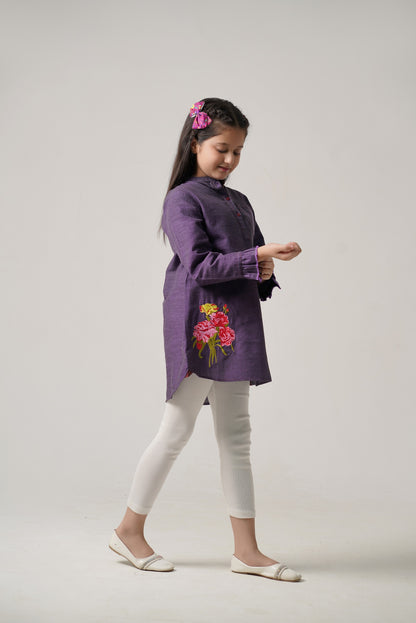 Lily Short Top With EmbroideredFlower